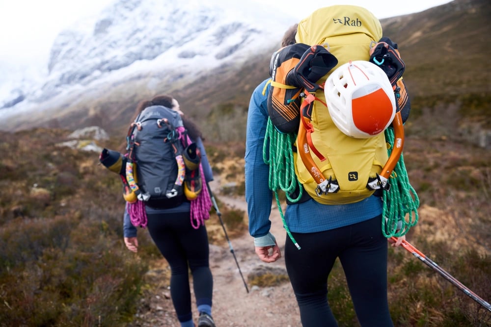 Sobre Nosotros aw25-winter-ice-climb-scotland-hamish-frost-expires-sept-2027-25